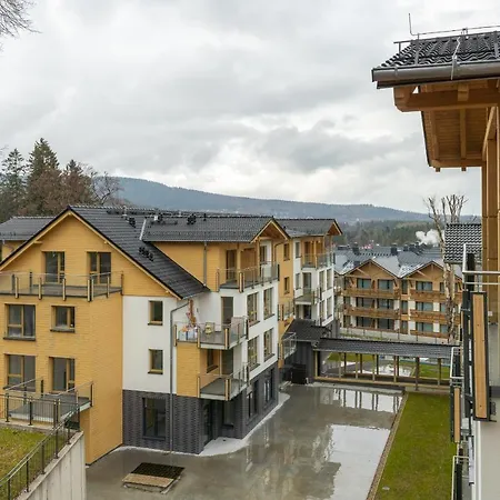 شقة Z Widokiem Na Gory شكلارسكا بوريبا